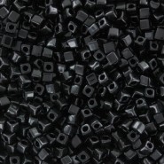 Miyuki square - cubes 1.8mm - Black SB18-401